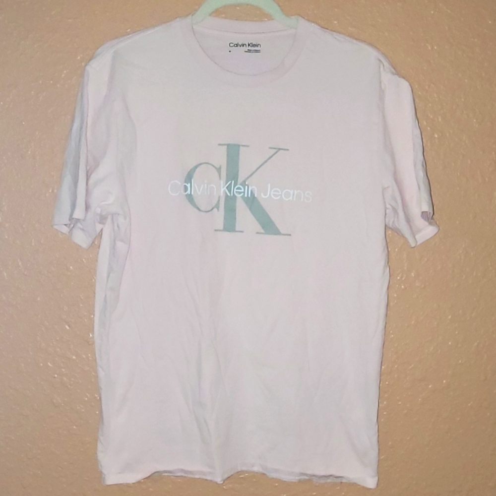 Never Worn Calvin Klein T-shirt
